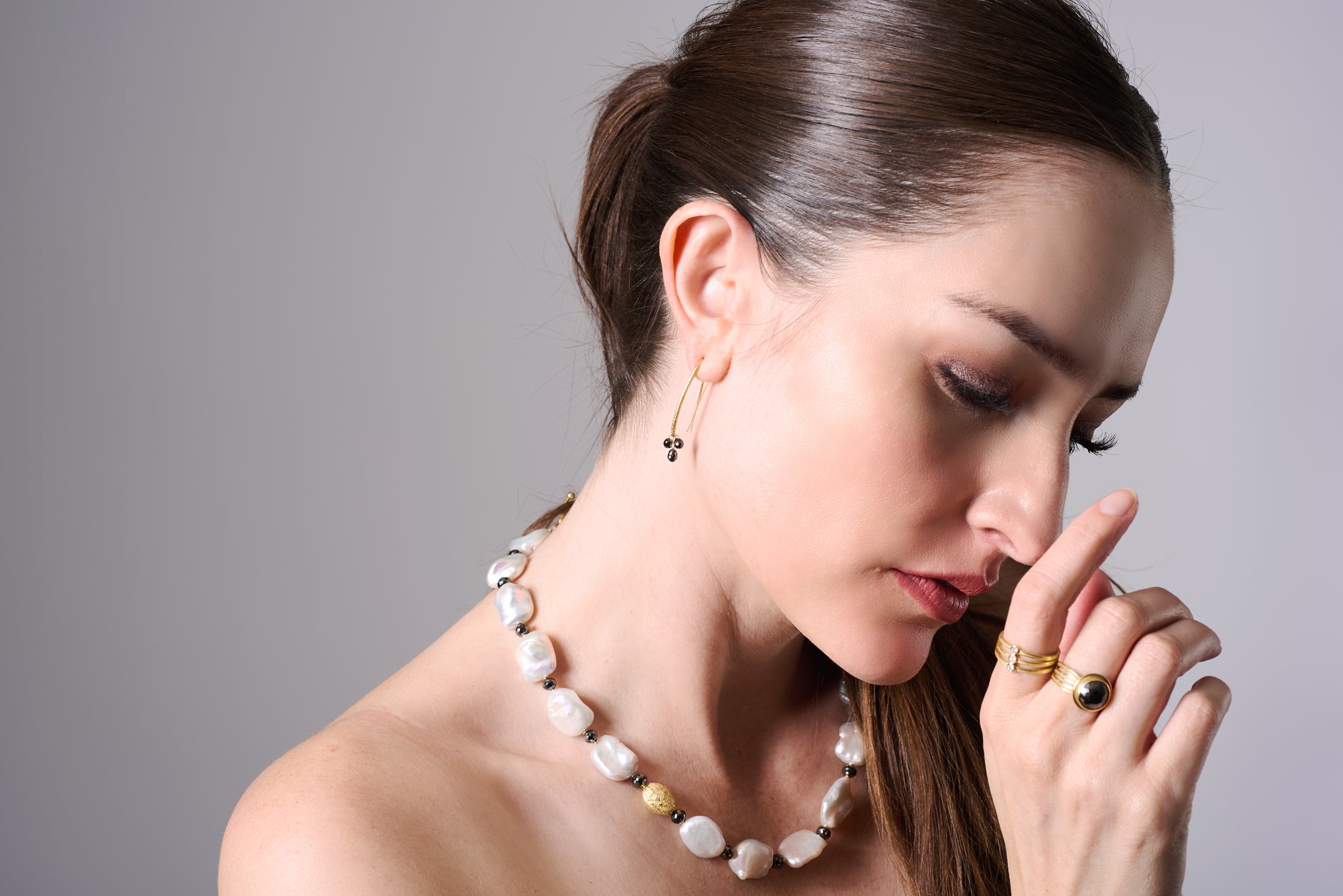 Freshwater Pearl Necklace with Black Diamonds