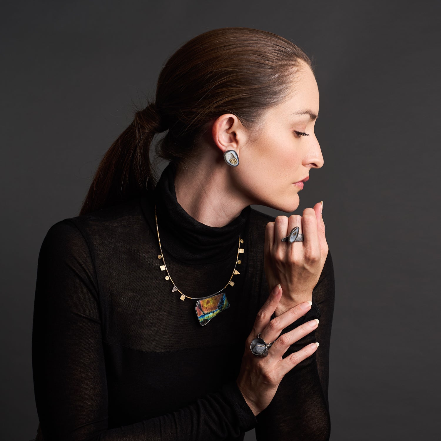 Circle Granulation in Geode Earrings