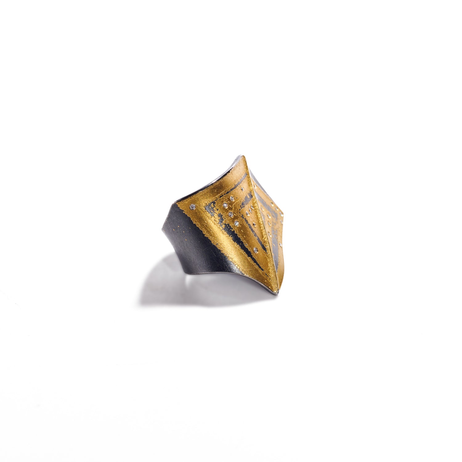 Overlapping Geometric Ring