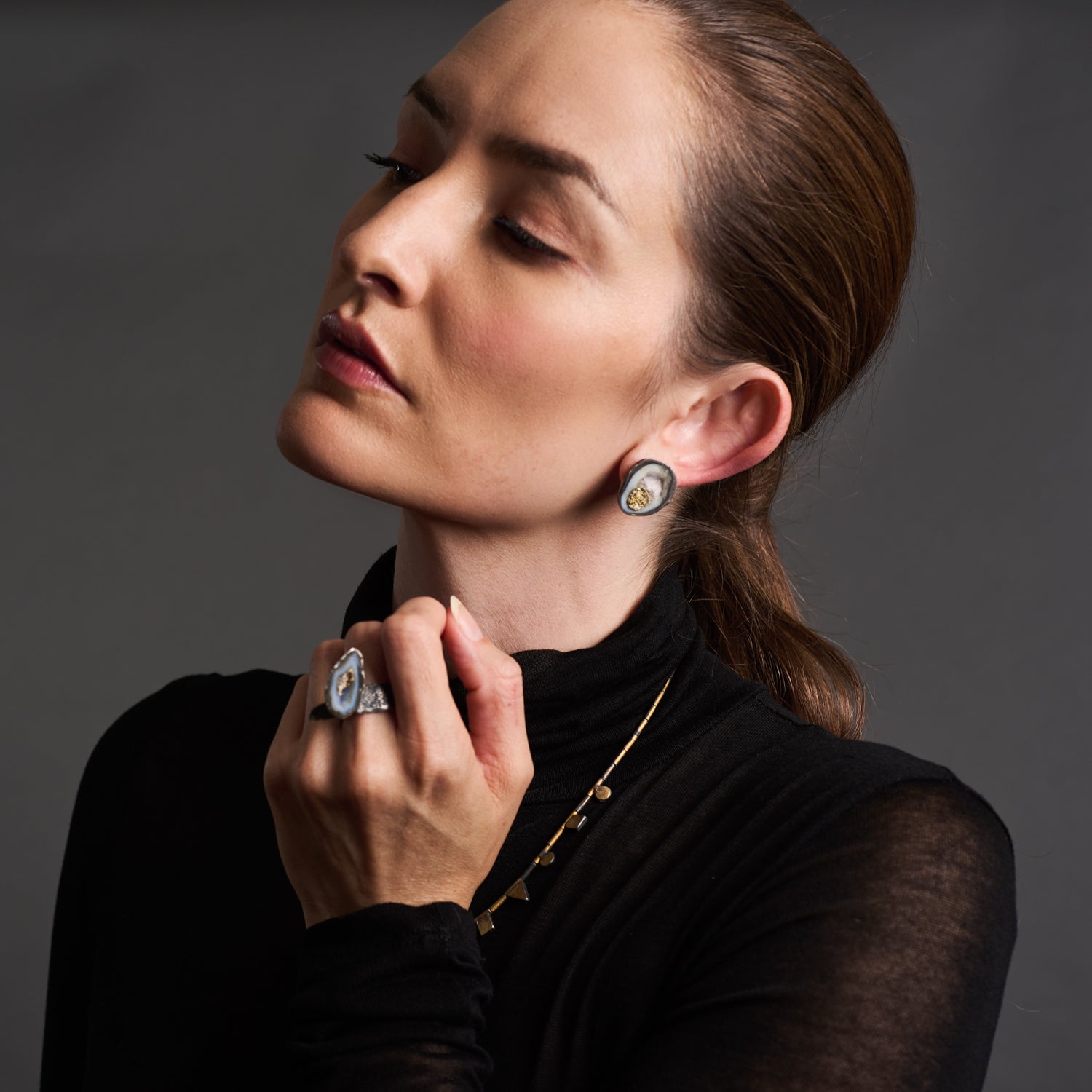 Circle Granulation in Geode Earrings