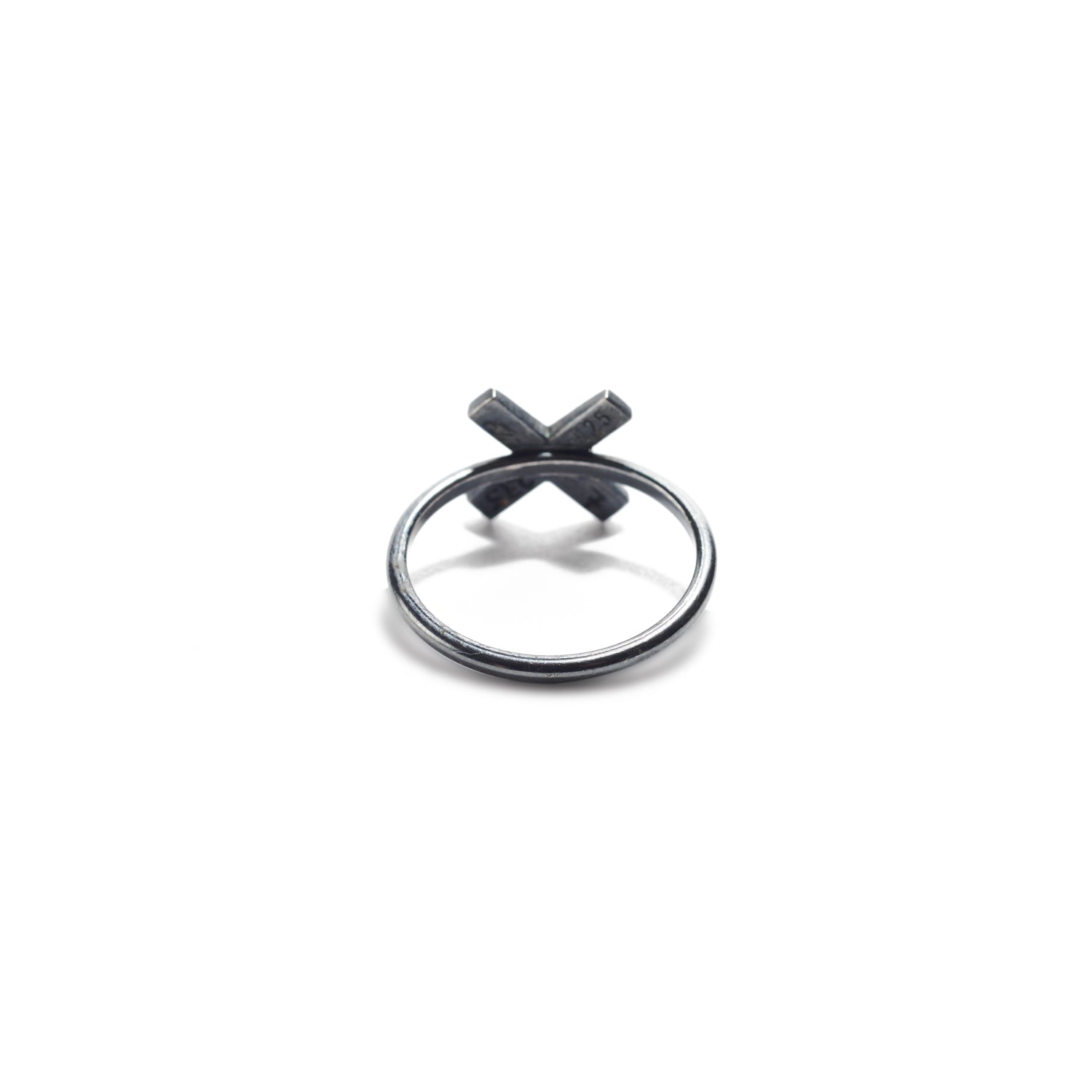 "X" Ring